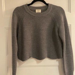 Aritzia Wilfred Sardou Scallop Cropped Merino Wool Grey Sweater Size M